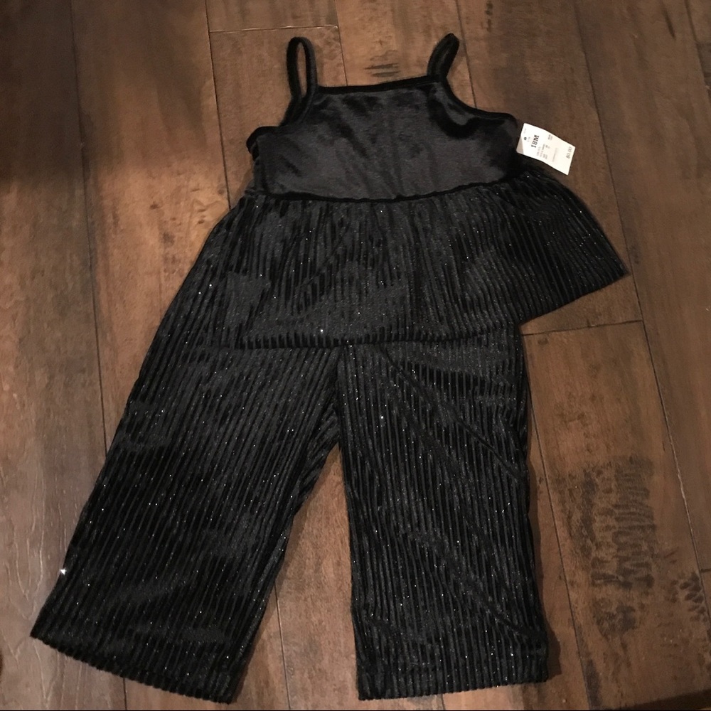 NWT!!!! VELVET TWO PIECE 💖